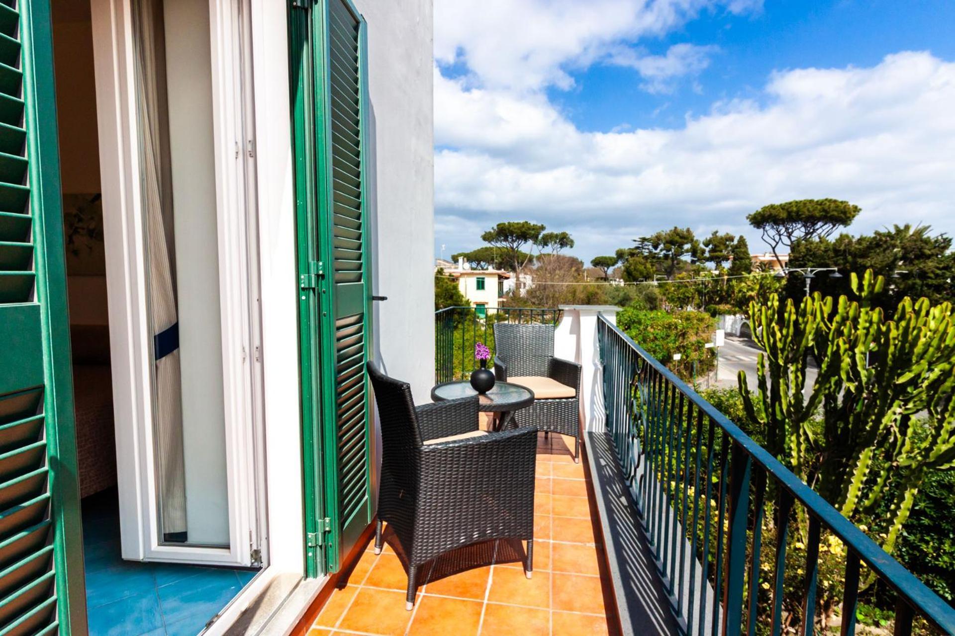 Don Giorgio Rooms & Apartments Ischia Exteriör bild